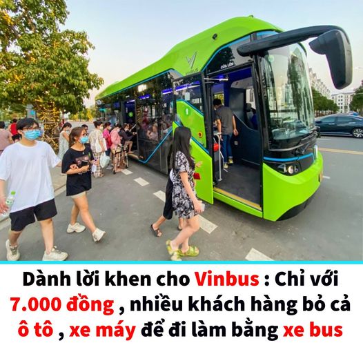 Dành lời khen cho Vinbus: Chỉ với 7.000 đồng, nhiều hành khách bỏ cả ô tô, xe máy để đi làm bằng xe bus