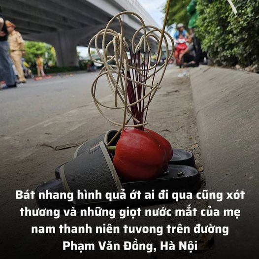 Bát nhang hình quả ớt ai đi qua cũng xót thương và những giọt nước mắt của mẹ nam thanh niên tuvong trên đường Phạm Văn Đồng, Hà Nội