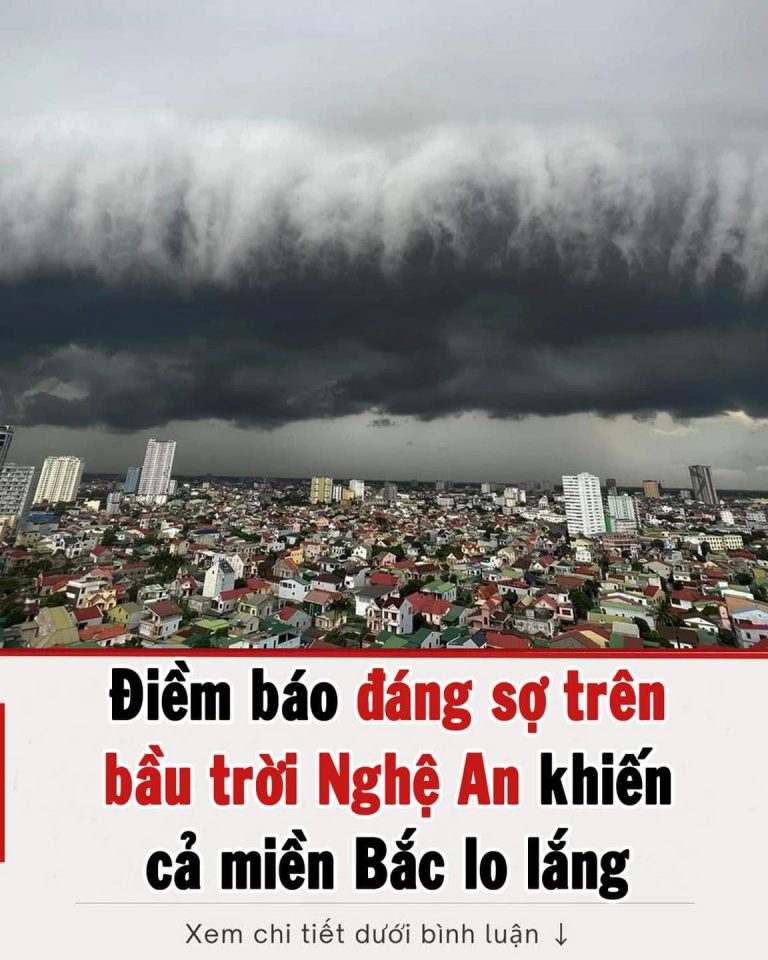 Bầu trời Nghệ An tối sầm vì xuất hiện dải mây ‘sóng thần’ kỳ lạ khiến nhiều người hoảng hốt