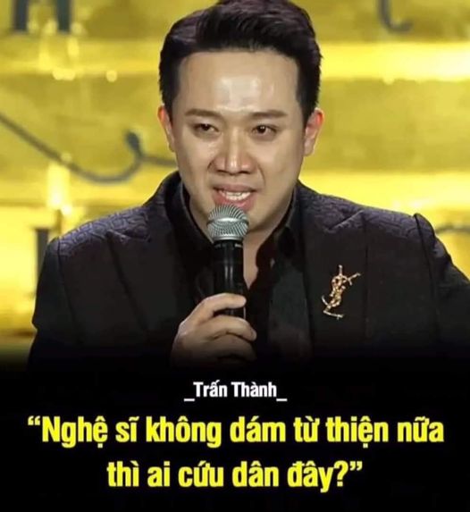 Nhớ lại Thủy Tiên khi đi làm từ thiện: đủ trò lố khi đi cứu trợ, từ vụ bát mì tôm đến câu chuyện “sự tích đôi dép”