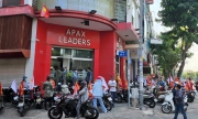 Phụ huynh uất ức khi Apax Leaders đóng cửa